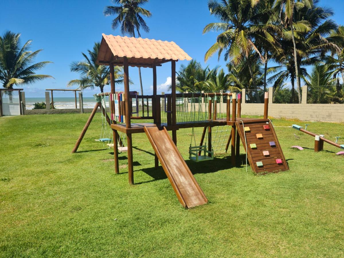 A Beira Mar - Pe Na Areia - Ilheus