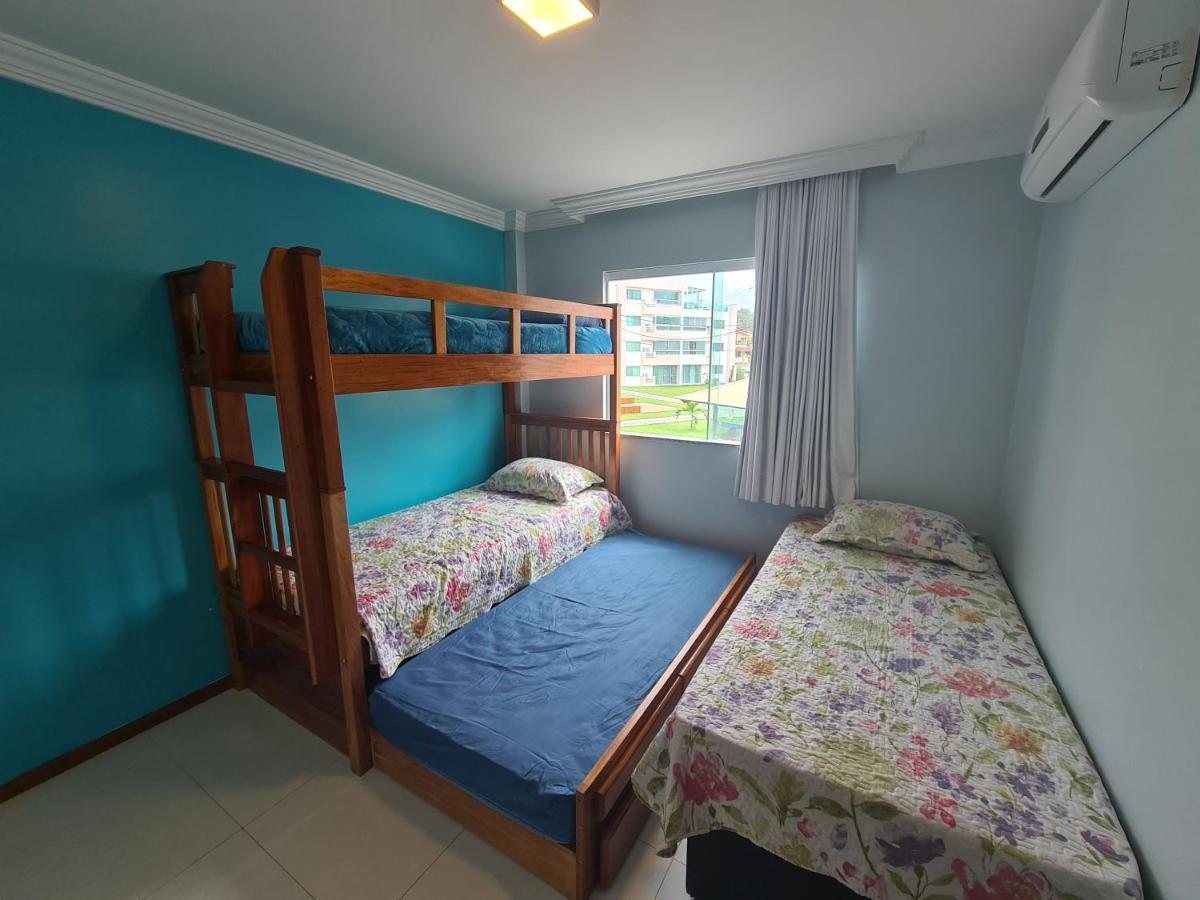 A Beira Mar - Pe Na Areia -